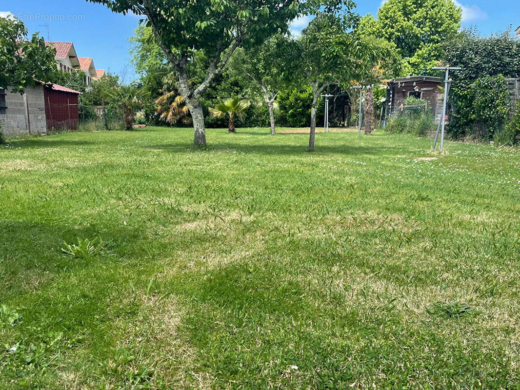 Terrain à BOUCAU