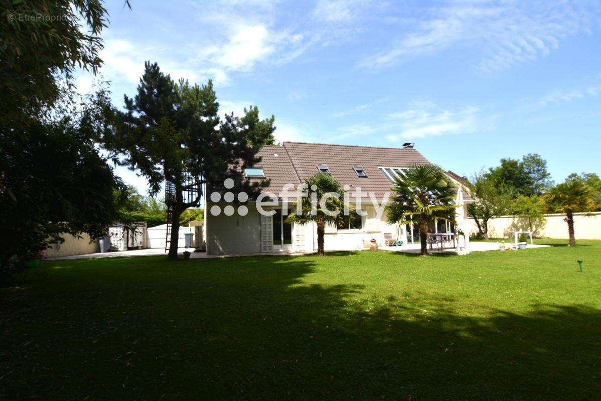 Maison 165 m² à Yerres  - photo 5