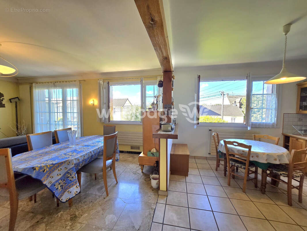 Maison à MITRY-MORY