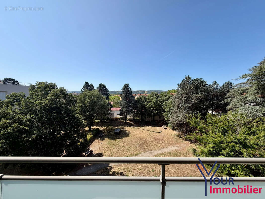Appartement 62 m² à Grigny  - photo 2