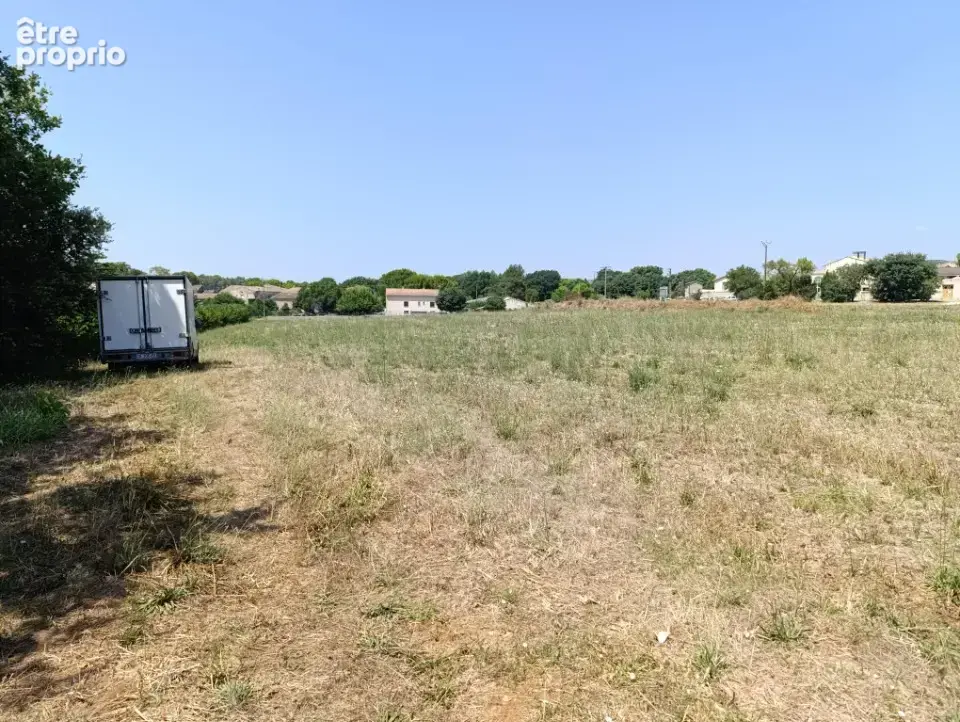 Terrain 570 m² à Galargues  - photo 2