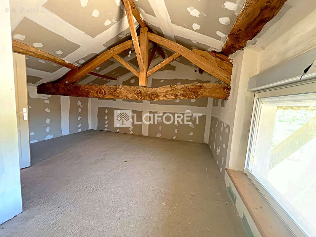 Maison à CORMORANCHE-SUR-SAONE