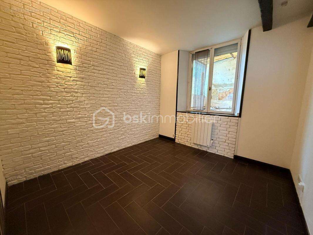 Appartement à DONNEMARIE-DONTILLY