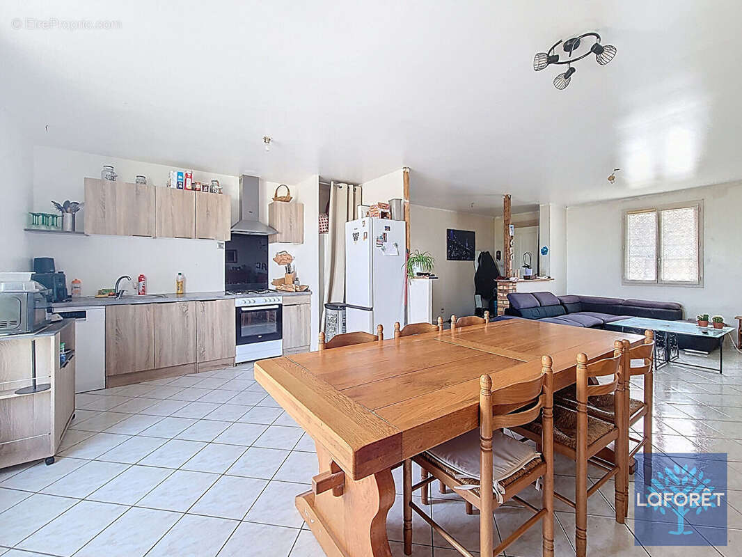 Maison à CONGERVILLE-THIONVILLE