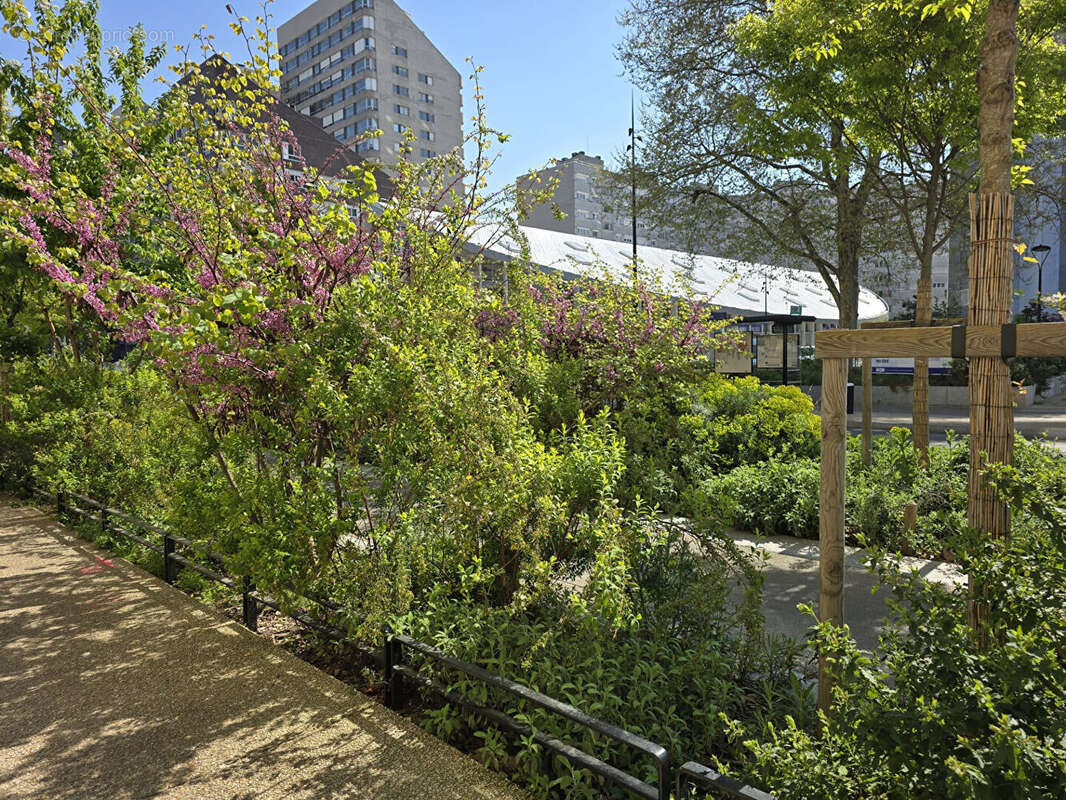 Appartement à COURBEVOIE
