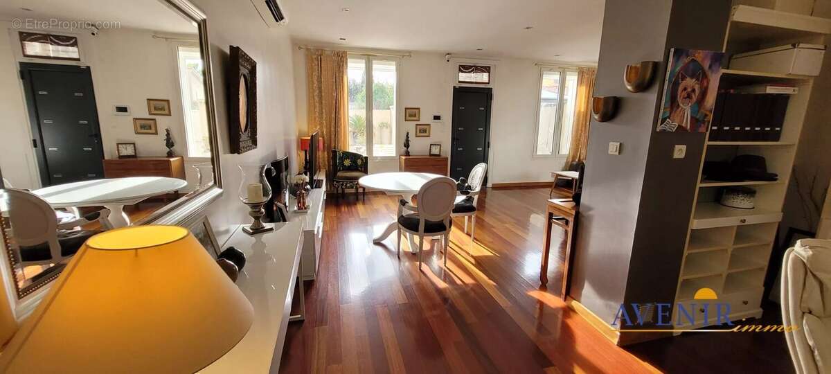 Appartement à MARSEILLE-12E