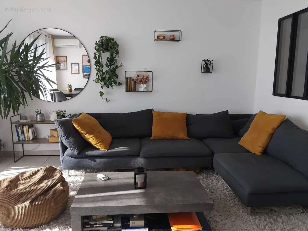 Appartement à MARSEILLE-12E