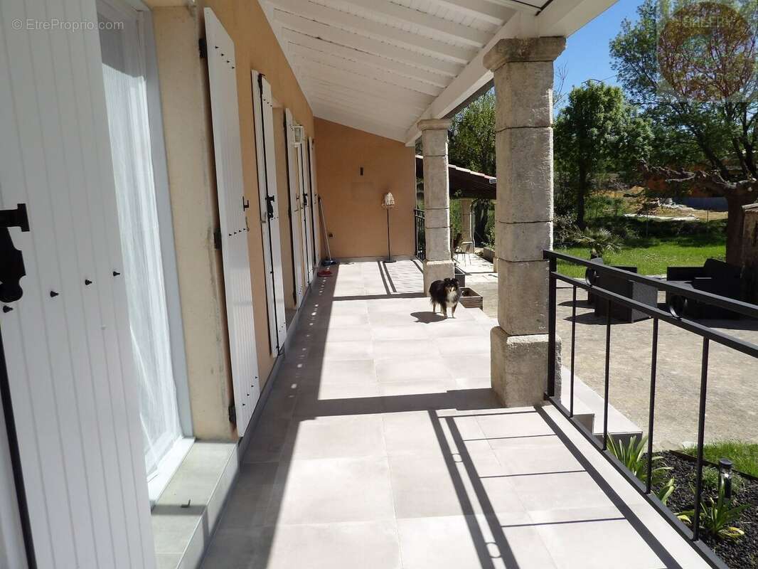 Maison à BOISSET-ET-GAUJAC