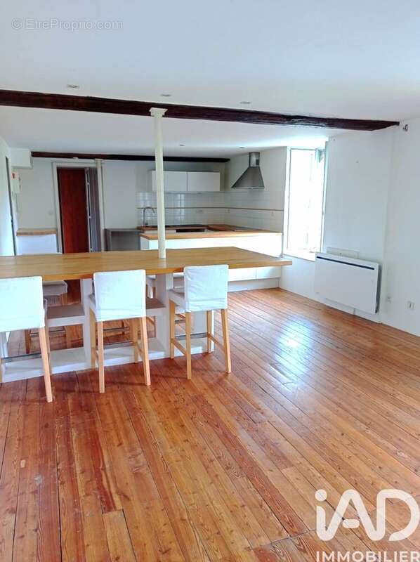 Photo 2 - Appartement à BALLAN-MIRE