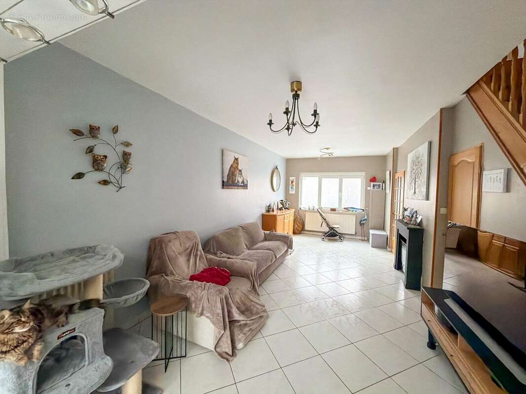 Maison à LYS-LEZ-LANNOY