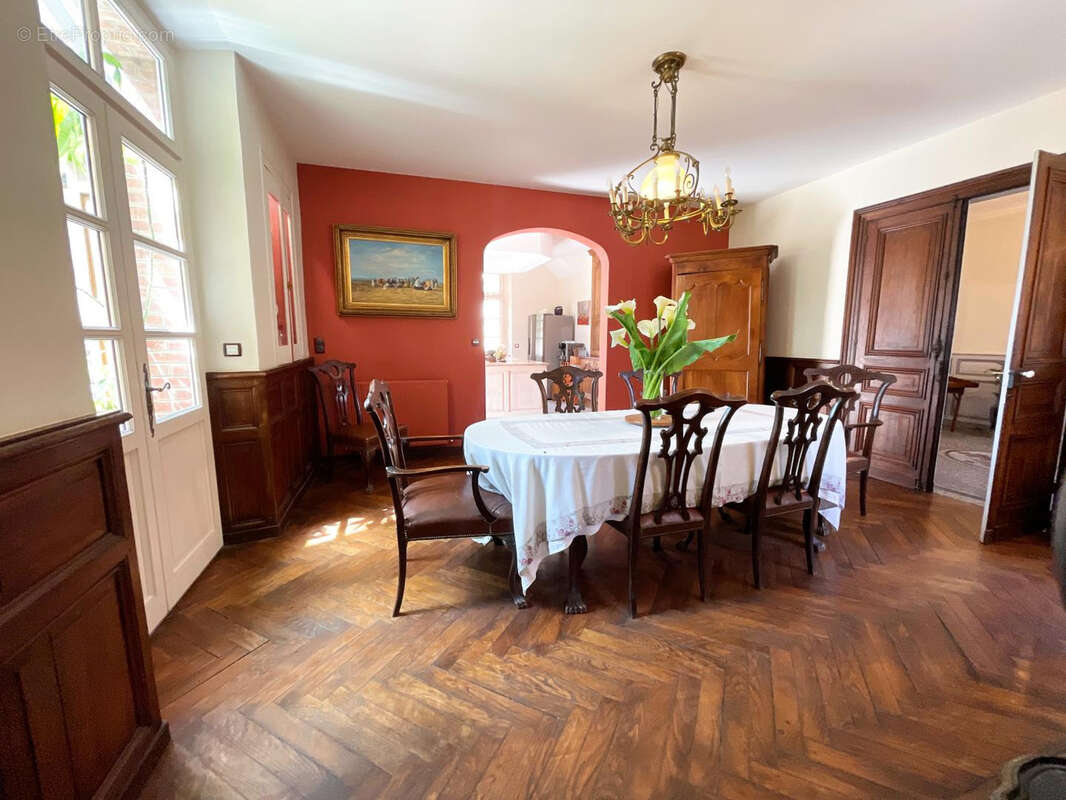 Ensemble immobilier avec Maison de maître, gîte, maison de gardien, piscine et jacuzzi - photo 7