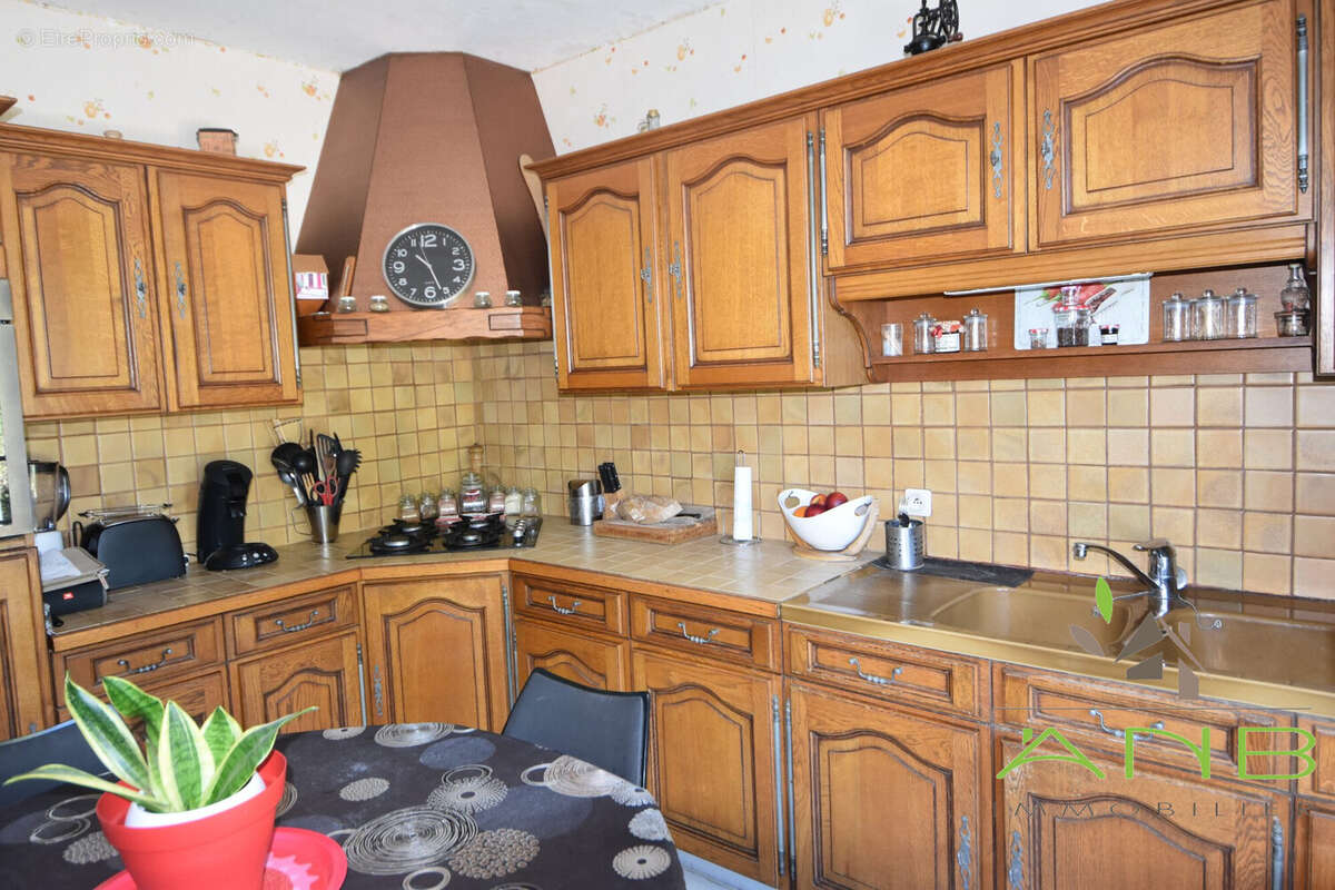 Maison 4 pièces 74 m² à vendre à Chaillac-Sur-Vienne (87200) - photo 7