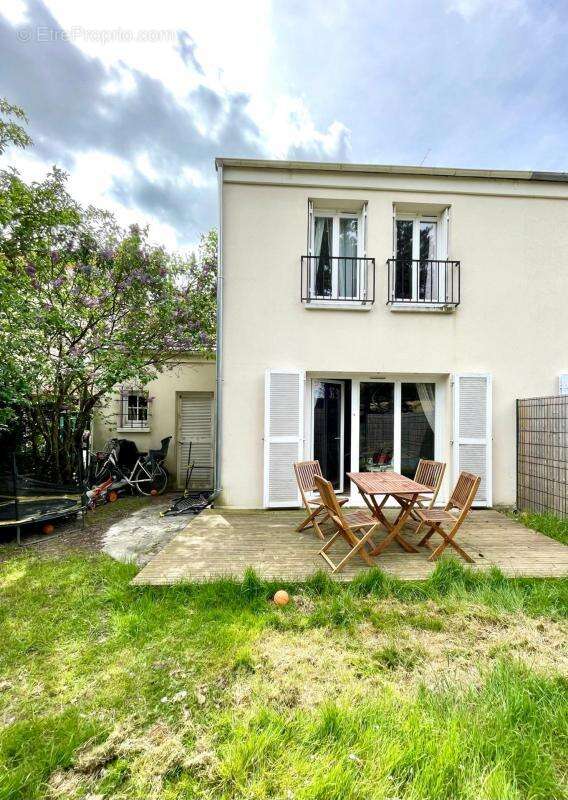 Maison à RAMBOUILLET