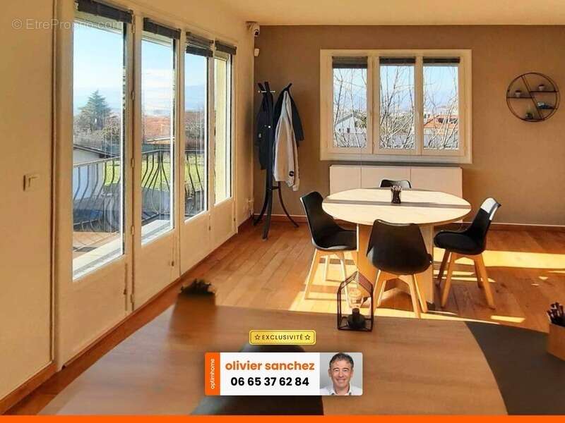 COURNON (63) - 7 pièces - DPE D - 162m² -  Vue dégagée sur la chaîne des Puys - photo 17