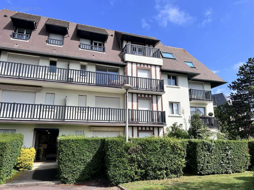 Appartement à BLONVILLE-SUR-MER