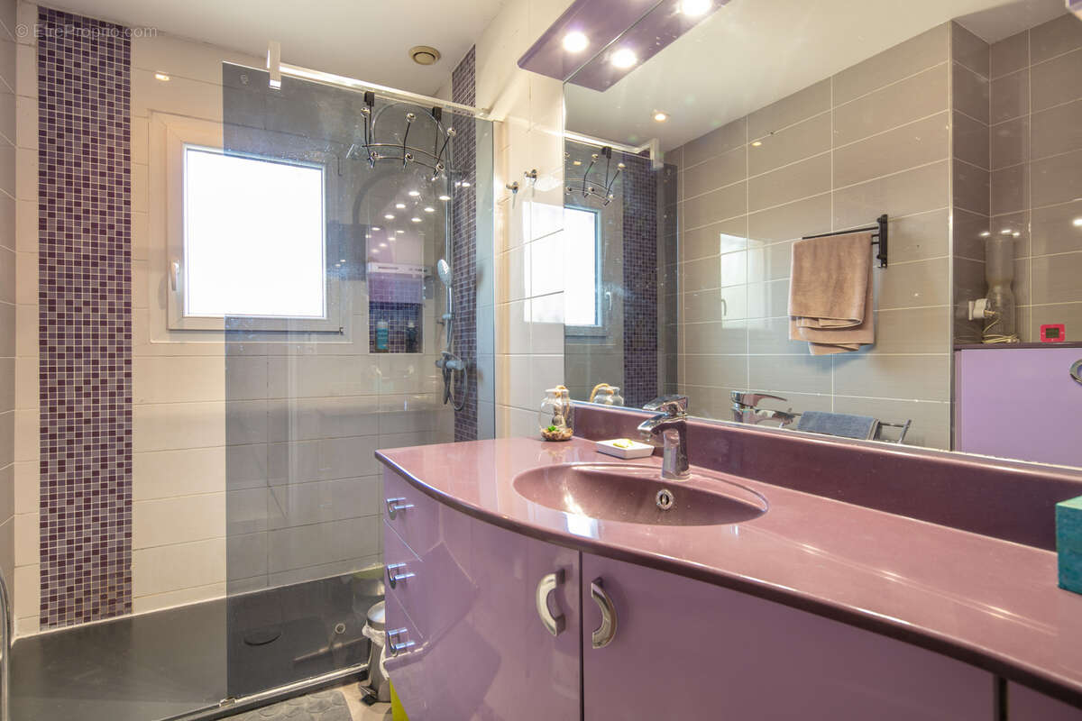 Maison à SAINT-SAUVEUR