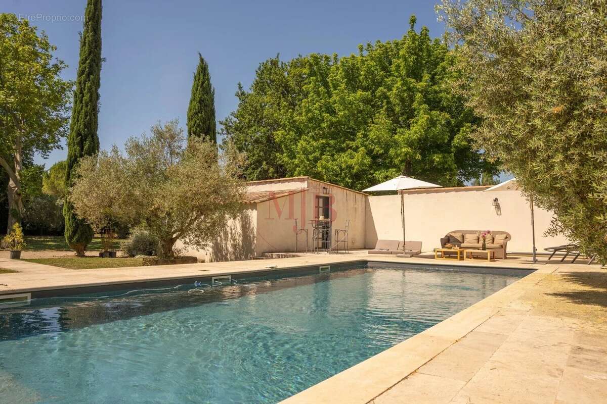 Maison à SAINT-REMY-DE-PROVENCE
