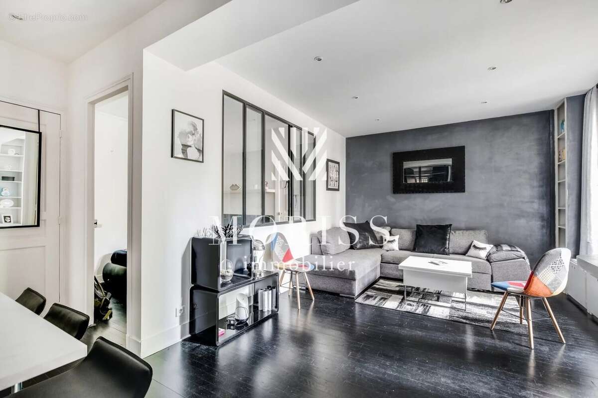 Appartement à PARIS-17E