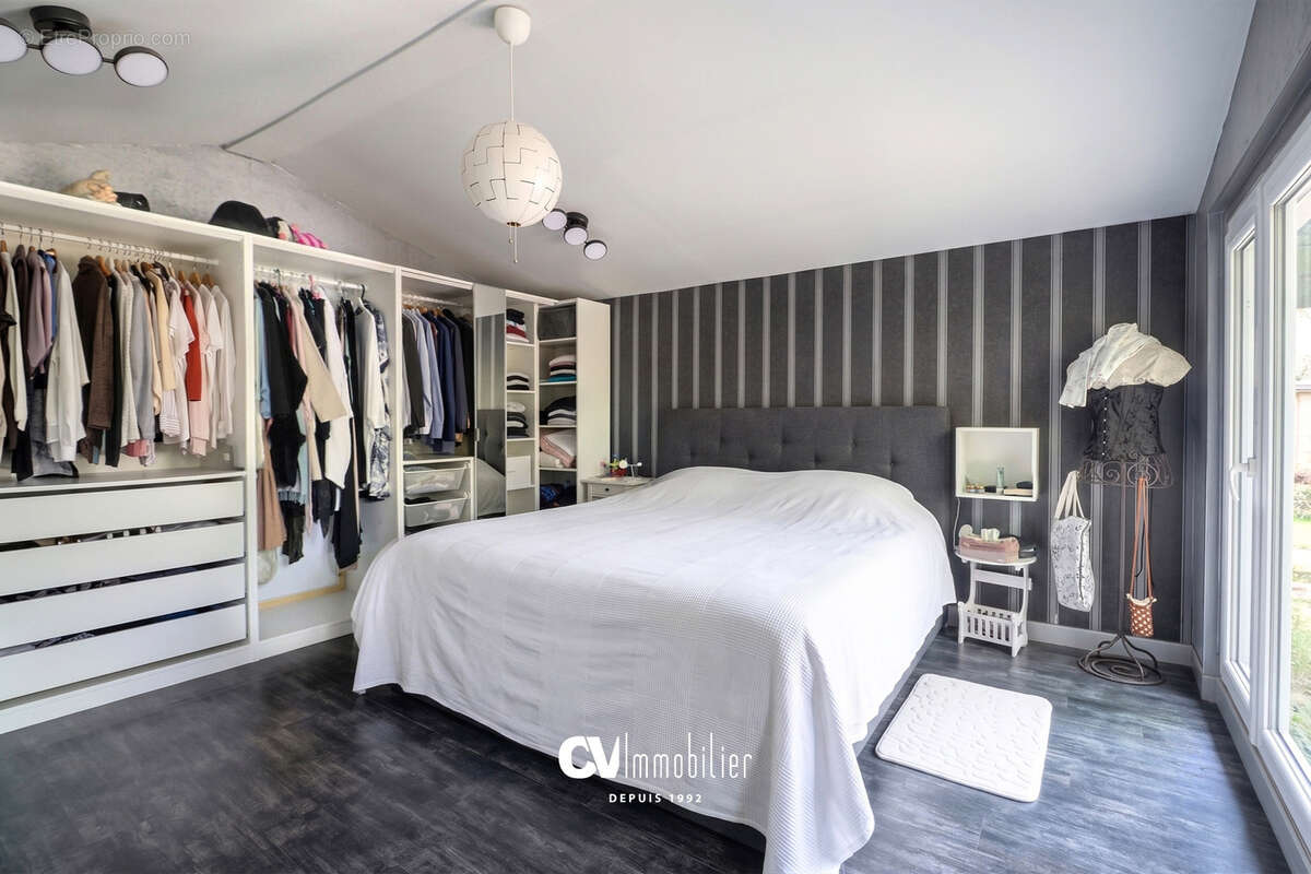 Maison - 4 chambres - 140 m2 - photo 7
