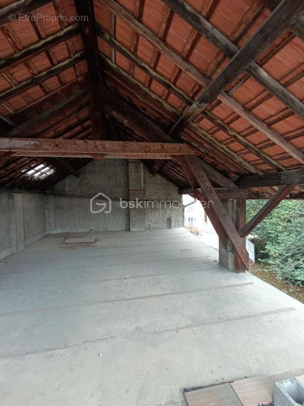 Appartement à RENAGE