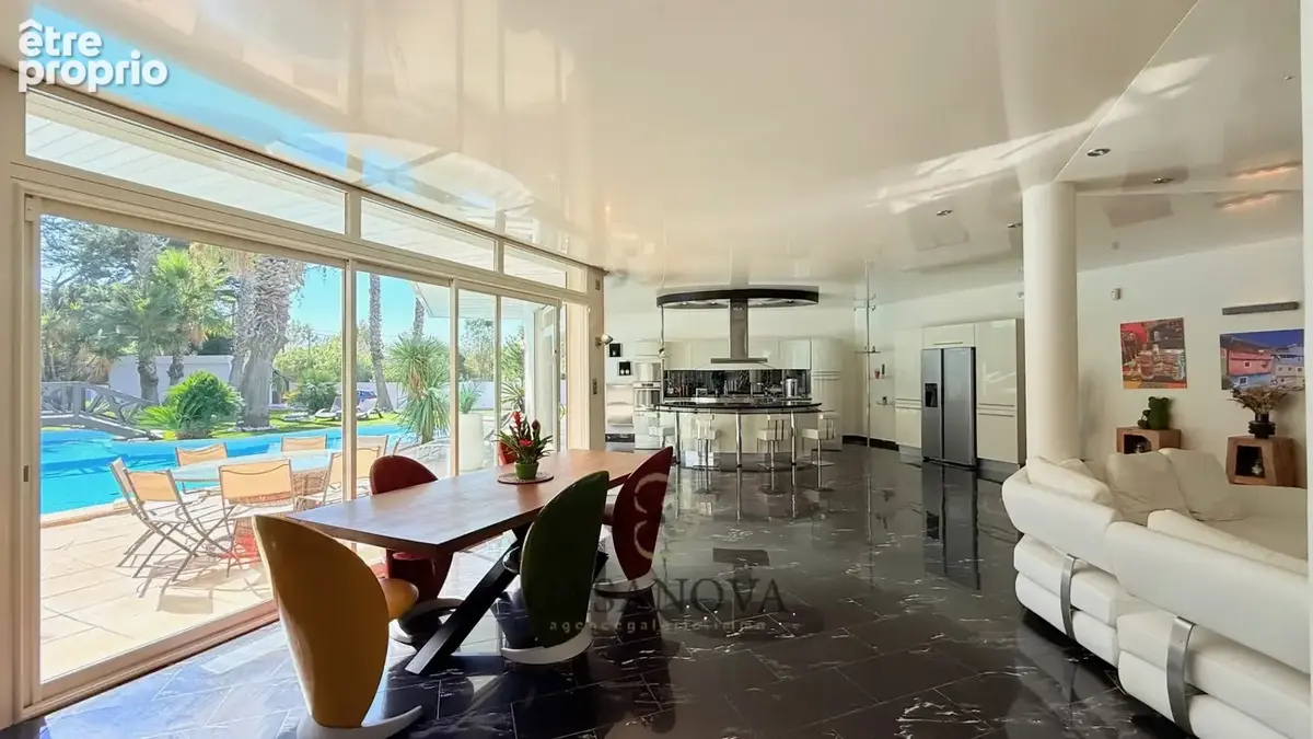 Villa d'architecte entre douceur et art de vivre - photo 8