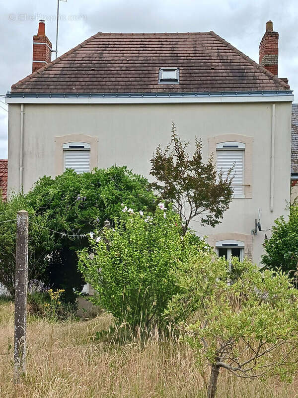 Maison à CONNERRE