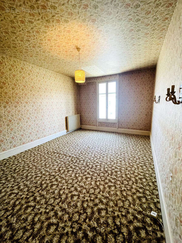 Maison à MANTHELAN