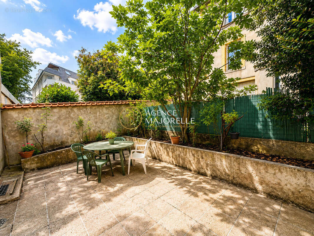Maison de maître, Laxou village ( 6 chambres, garage et jardin). - photo 3