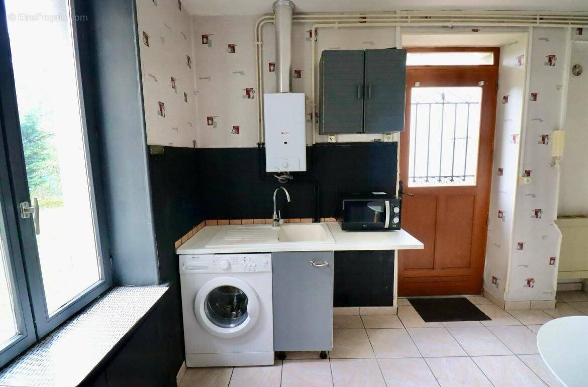 Appartement à FOURCHAMBAULT