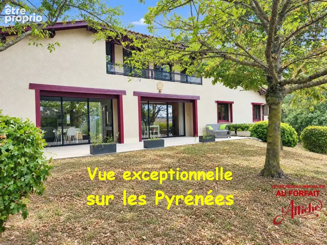 BEAUMONT-SUR-LÈZE  Vue exceptionnelle sur les Pyrénées, 187 m² habitables, terrain de plus de 4 000 m² avec piscine. - photo 1