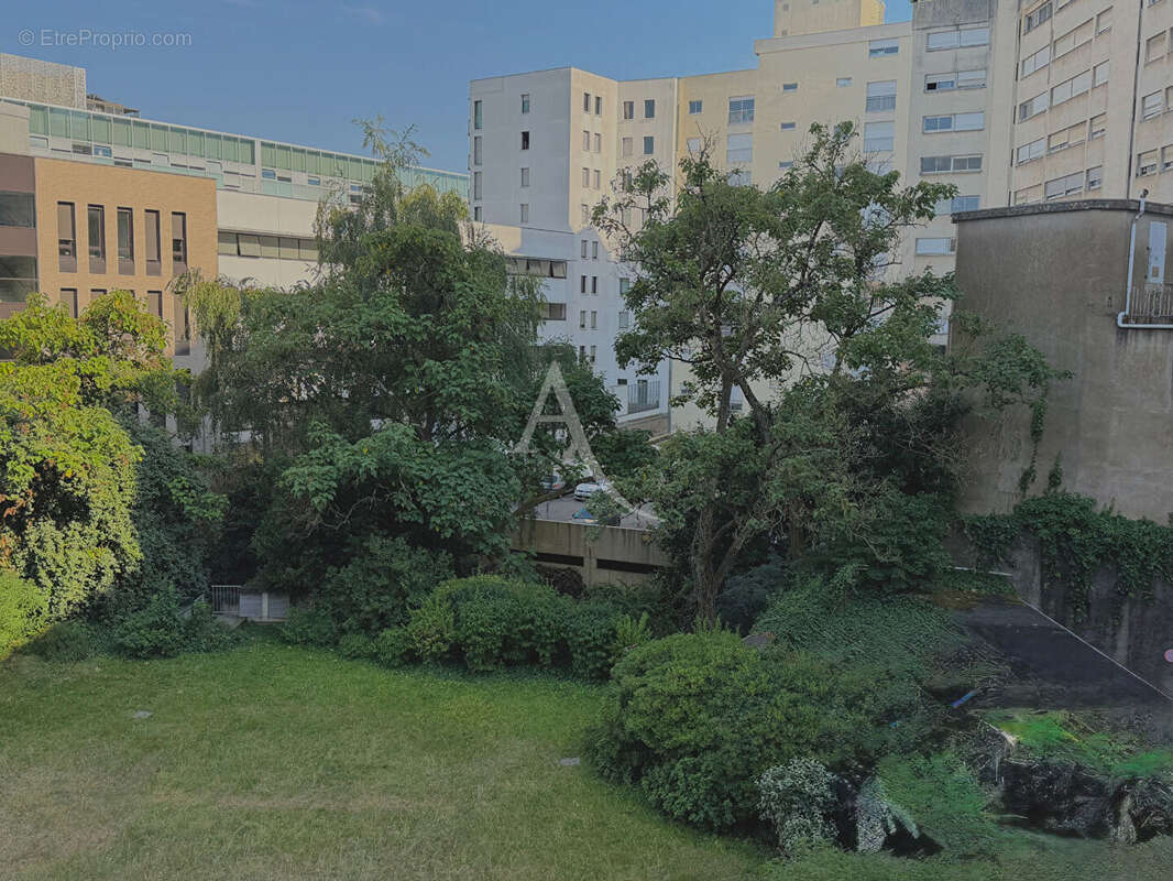 Nantes coeur de ville, Idéal 1er achat ou investissement locatif, studio confortable et lumineux - photo 3