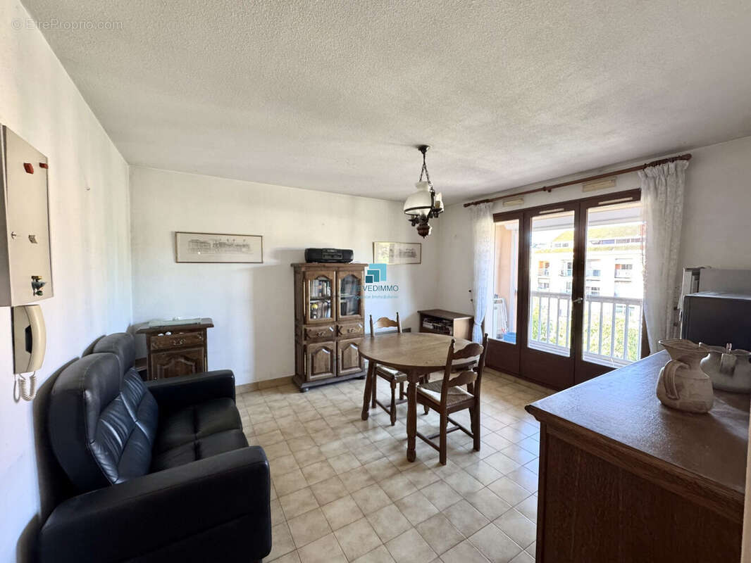 Appartement à FREJUS