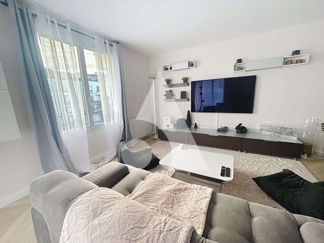 Appartement à RUEIL-MALMAISON