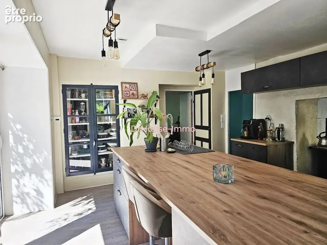 Maison 10 pièces 318 m² à vendre à Pouzol (63440) - photo 6