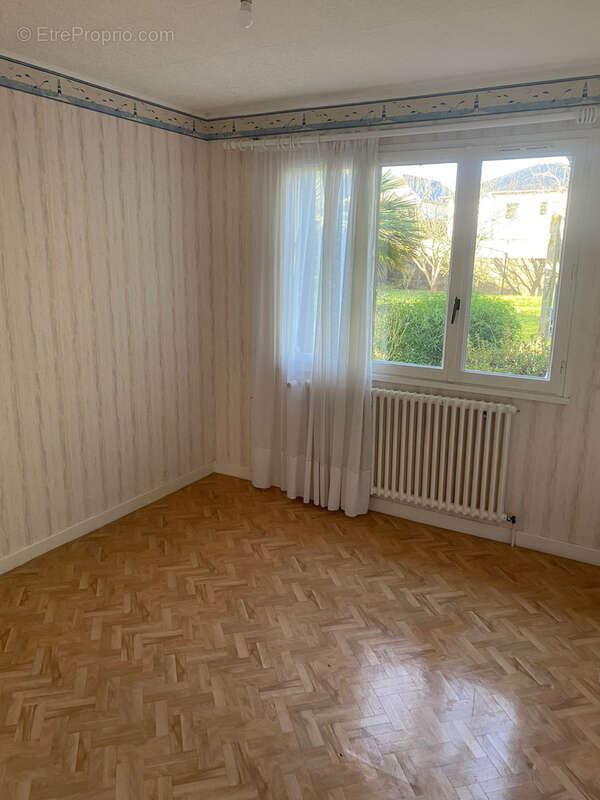 Maison à MINIAC-MORVAN