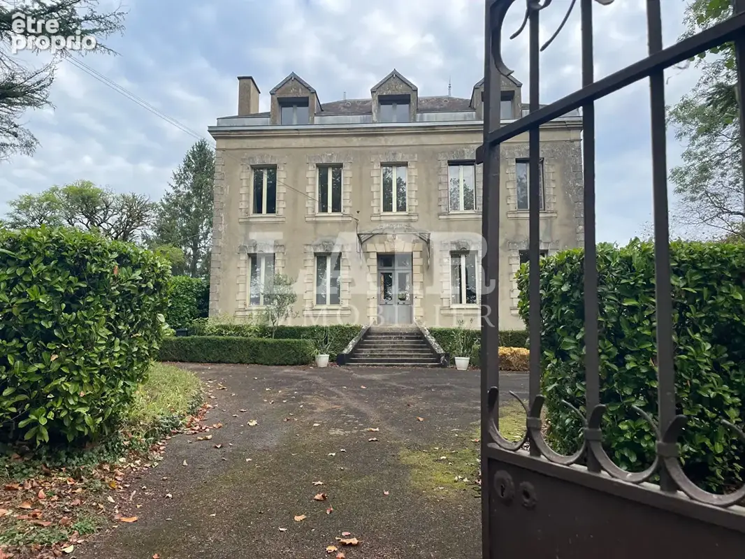 Demeure bourgeoise à vendre dans Mamers, réf B15698 - photo 18