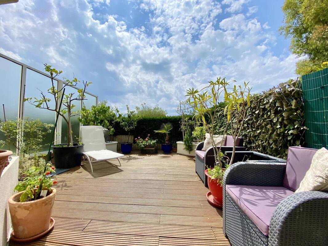 Appartement à ROQUEBRUNE-CAP-MARTIN