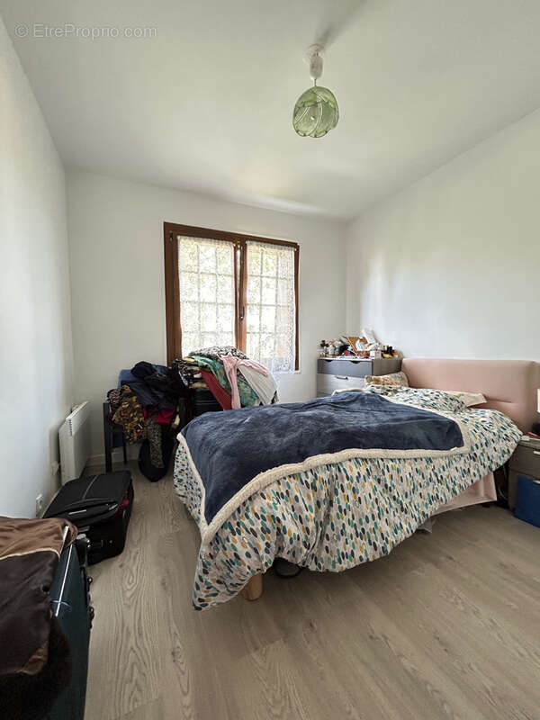 Appartement à BURES-SUR-YVETTE