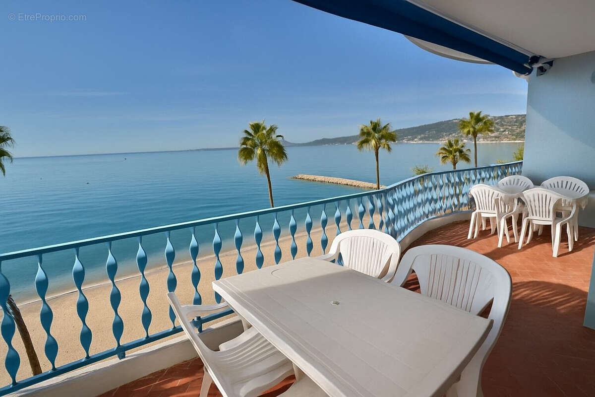 Appartement 81 m² à Antibes  - photo 2