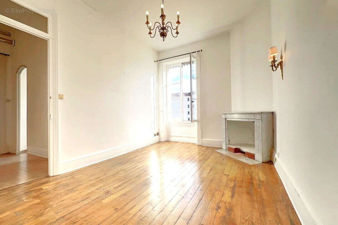 Appartement à LYON-3E