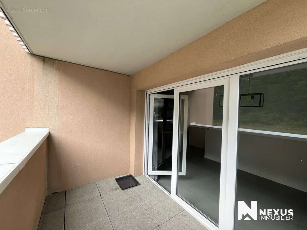 Appartement à PETIT-COURONNE