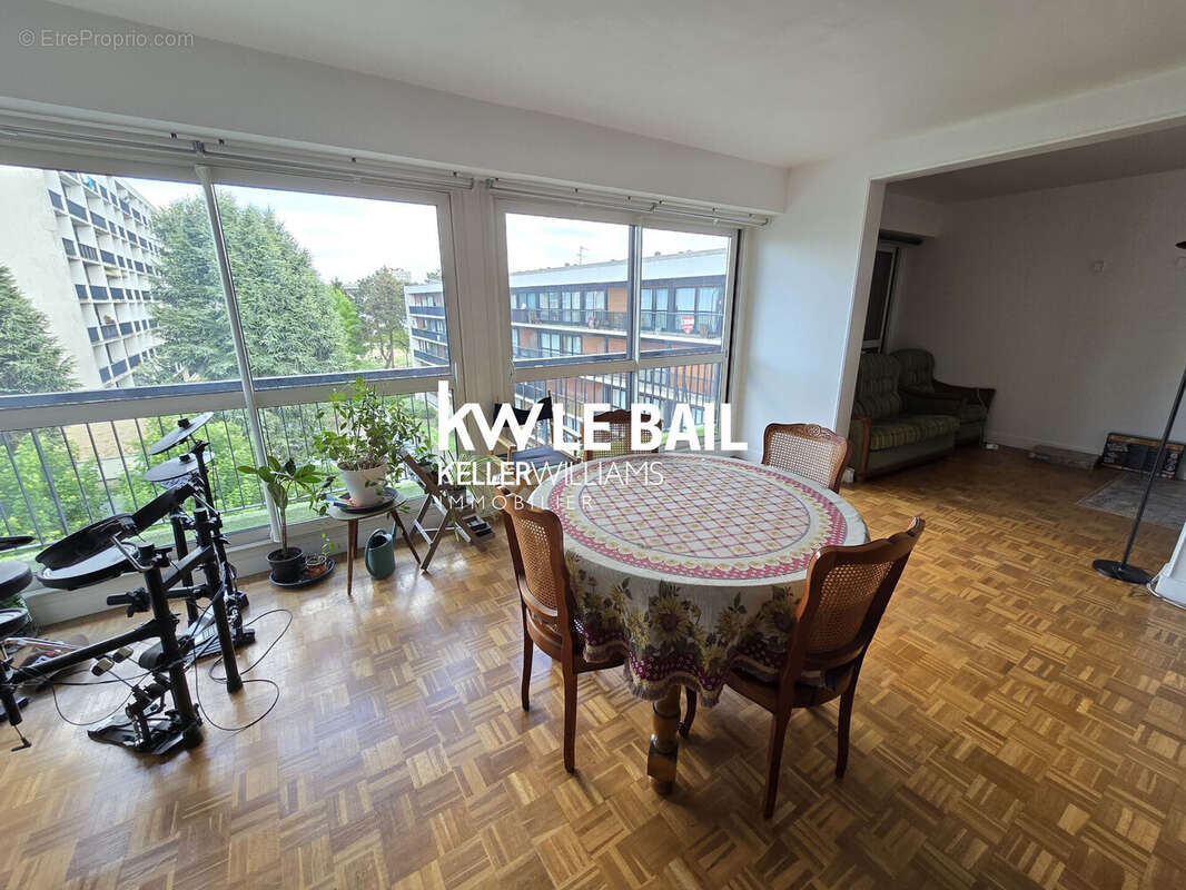 Appartement à PONTOISE