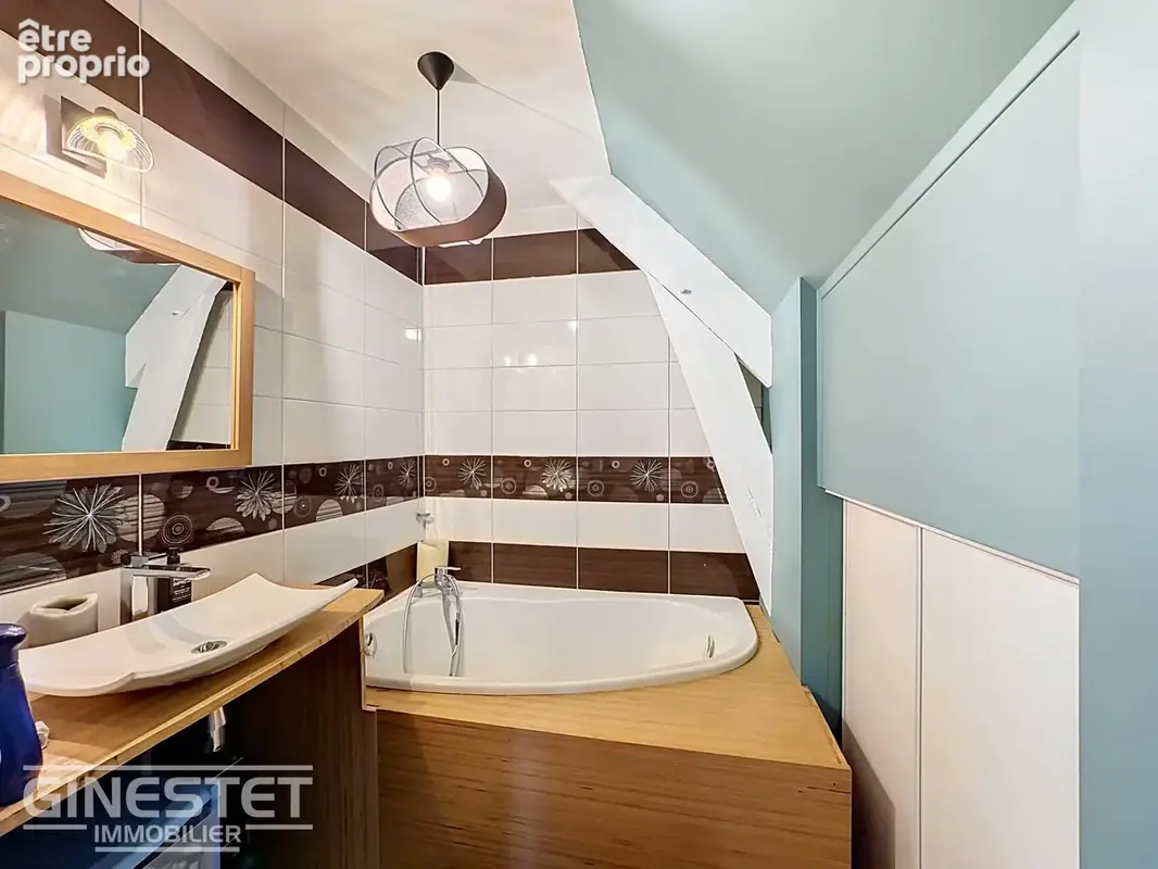 Villy le marechal - jolie maison t5 sur sous-sol avec piscine - photo 14