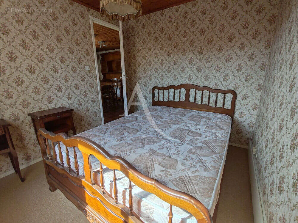 Maison à CANDE-SUR-BEUVRON