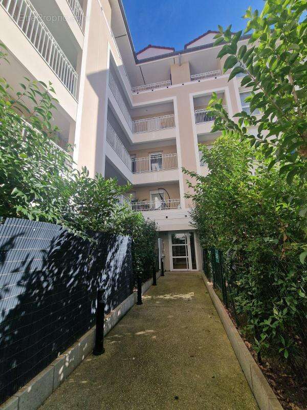 Appartement à BROU-SUR-CHANTEREINE