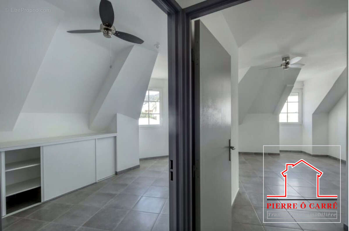 Appartement à SAINT-DENIS