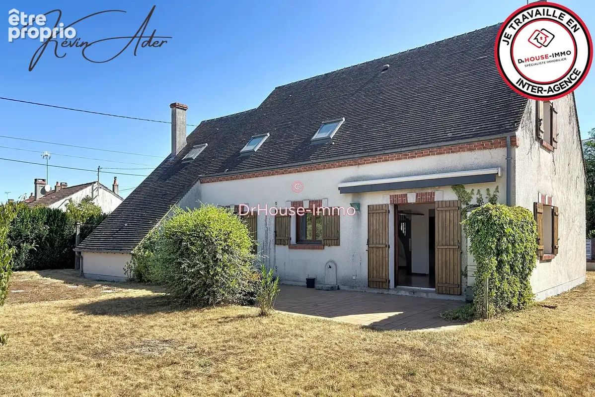 Maison à VANNES-SUR-COSSON