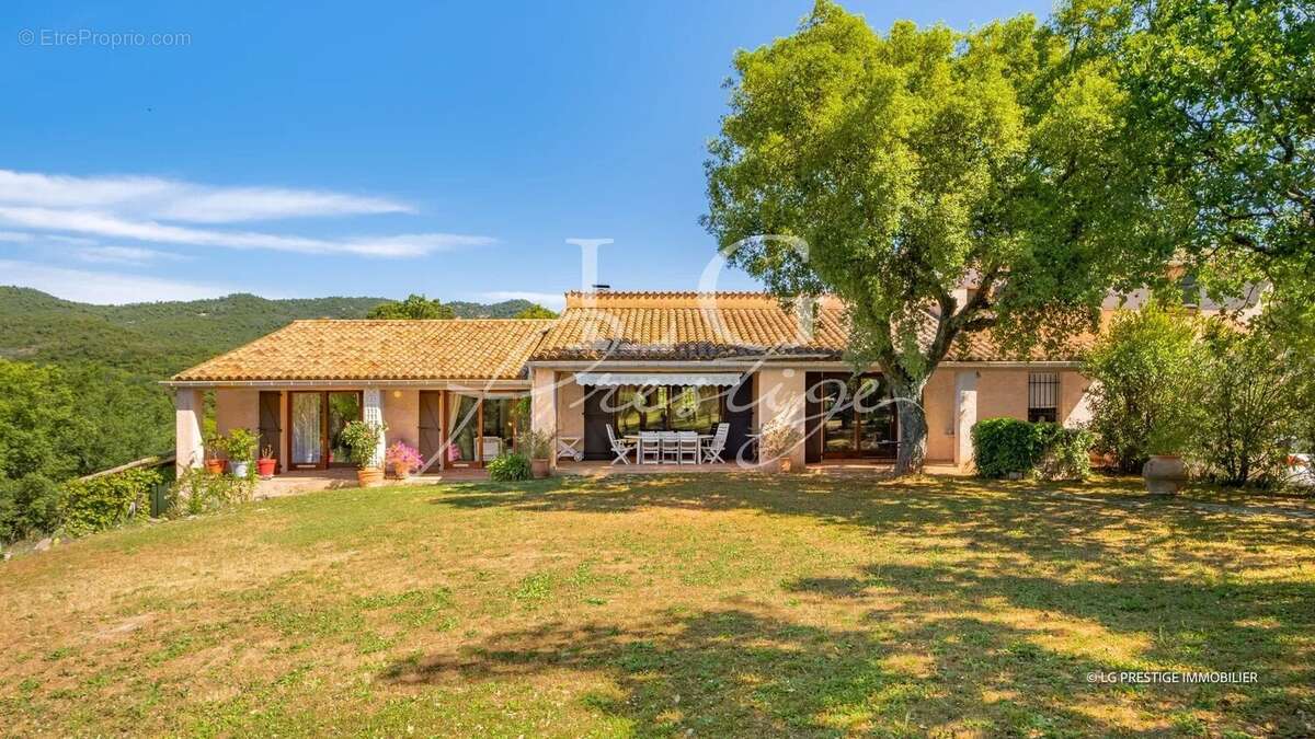 Maison à FREJUS