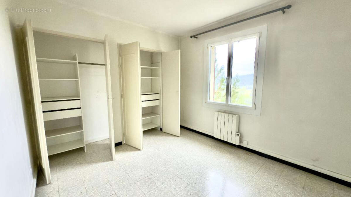 Maison à vendre 8 pièces - 2 Appartements indépendants - Campagne proche centre village - photo 16