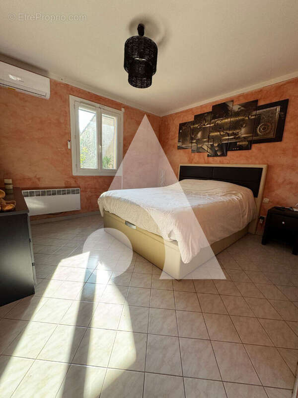 Maison à CHATEAURENARD